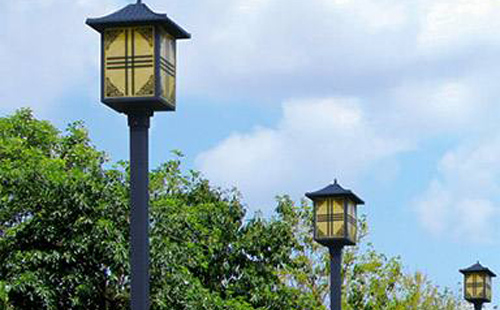 武都庭院灯安装间距与布灯设计全解析