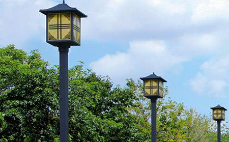 太阳能武都庭院灯怎么选亮度与续航更耐用